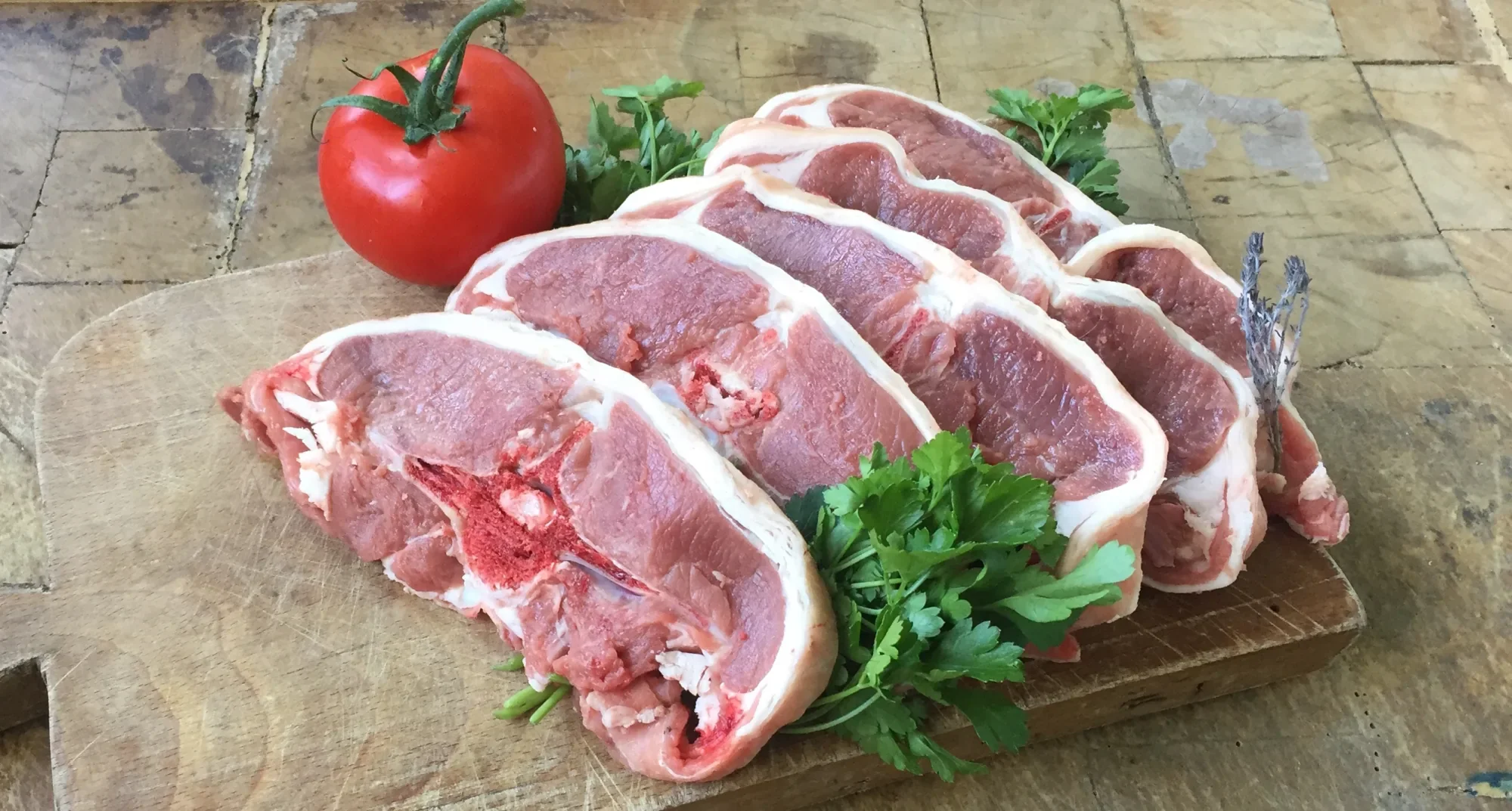 viande bio de Corrèze en limousin découpée suivant la pur tradition bouchère
